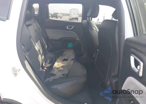 2024 Jeep Compass Latitude 4X4 из США, поврежденный, VIN 3C4NJDBN1RT118433